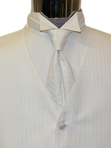 Ecru Chaps Vintage Windsor